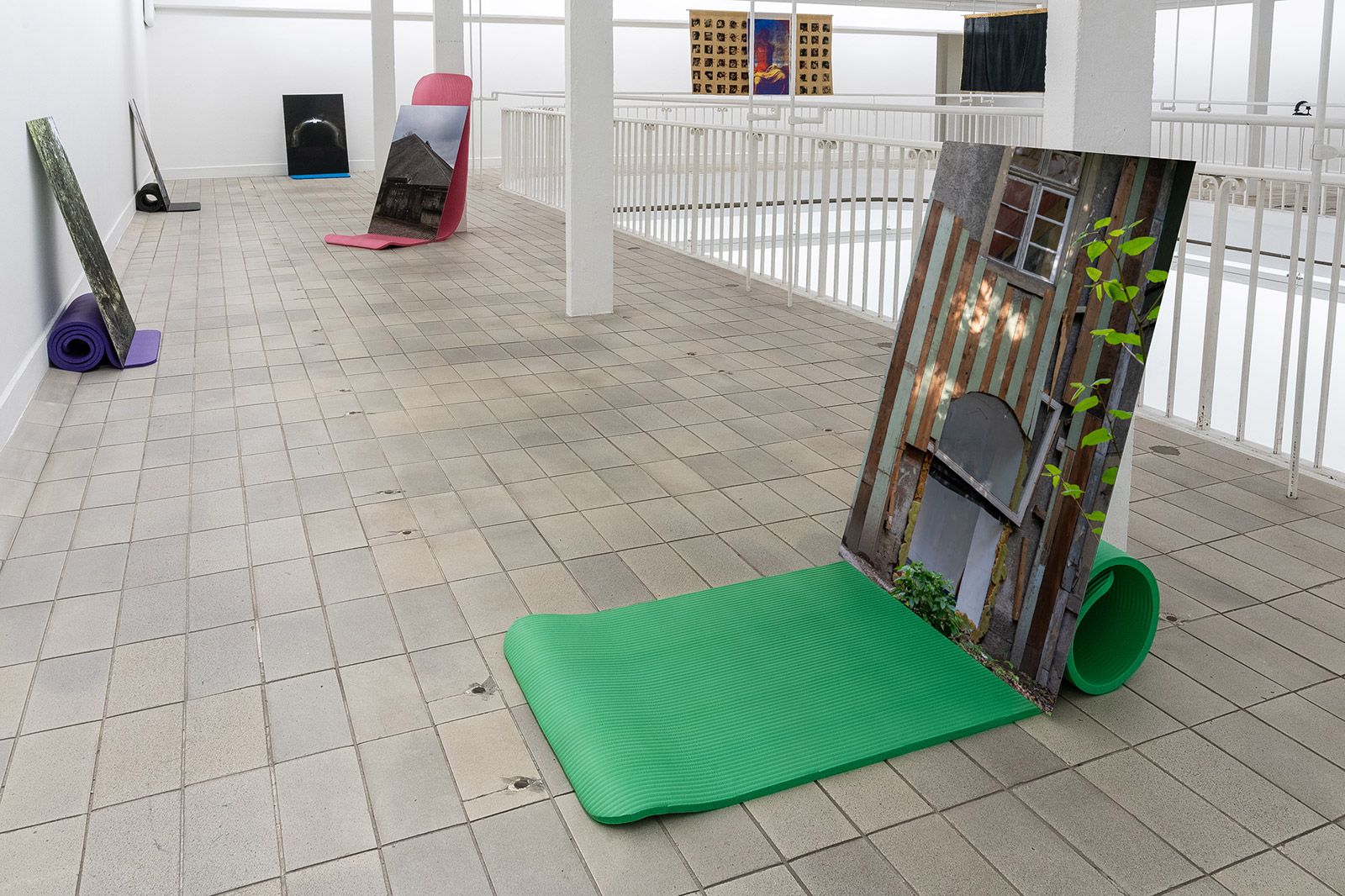 Niklas Goldbach, Installationsansicht Kunstverein Freiburg, Biennale für Freiburg #1, 2021